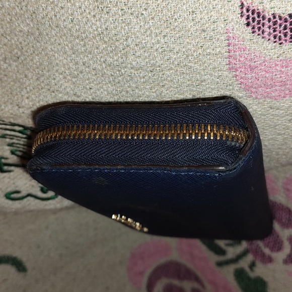 Michael Kors Jet Set Wallet Blue Zippered - Picture 4 of 8